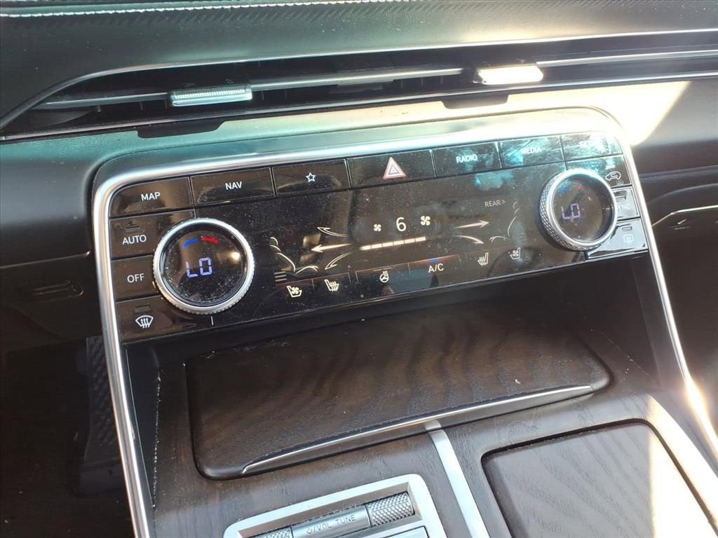 2023 Genesis GV80 Base