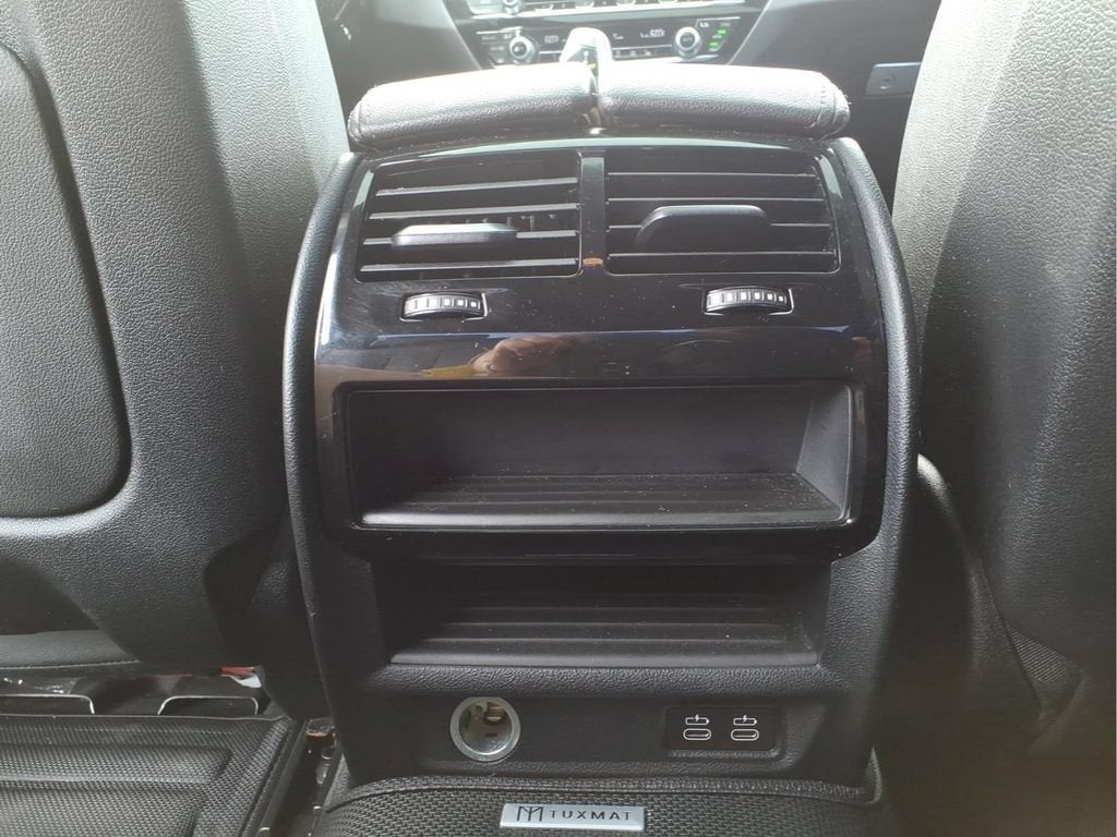 2021 BMW 530i 530i