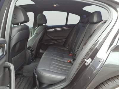 2021 BMW 530i 530i