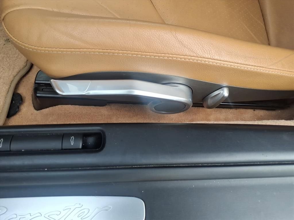 2005 Porsche Boxster Base